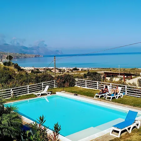 Casa Azul Castellammare del Golfo